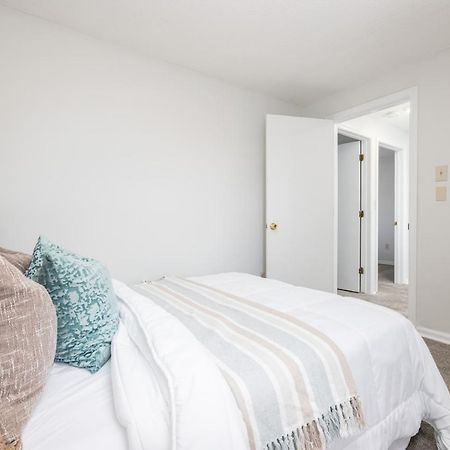 Beautiful 3 Bedroom Condo In Hartford! Zewnętrze zdjęcie